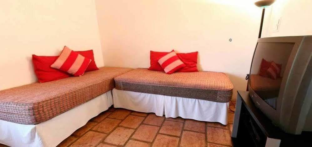 Hotel El Manantial Del Silencio Purmamarca Kültér fotó